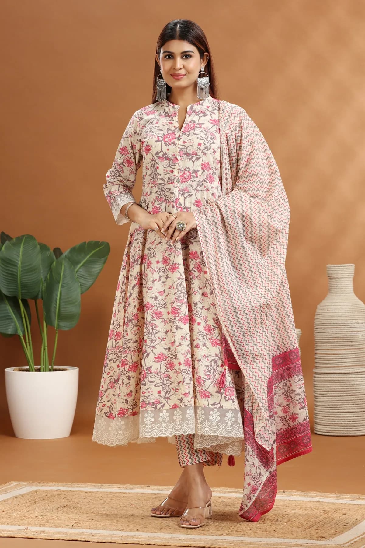 Cream & Pink Cotton A line Printed Kurta Pant Suit Set - Barkha Boutique Kishangarh