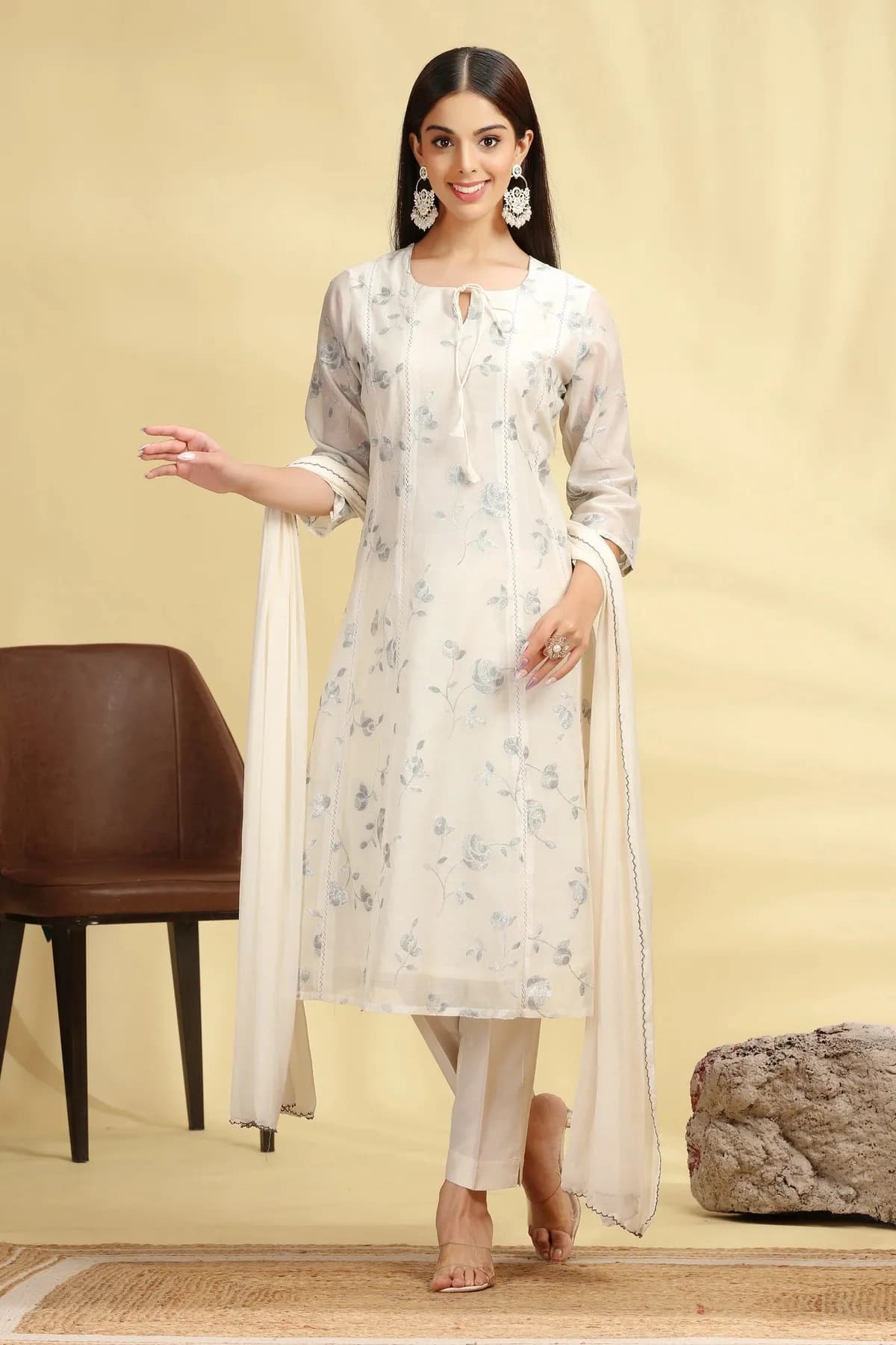 Off White Embroidered Chanderi Straight Kurta Pant And Dupatta Suit Set - Barkha Boutique Kishangarh