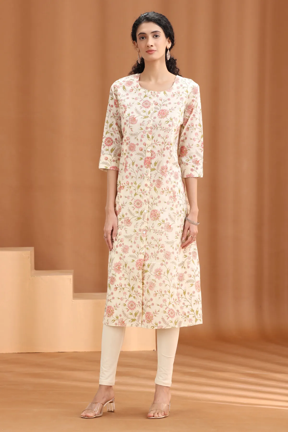 Off White Floral Printed Straight Kurta - Barkha Boutique Kishangarh